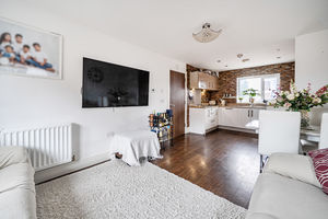 Lounge/kitchen/diner- click for photo gallery